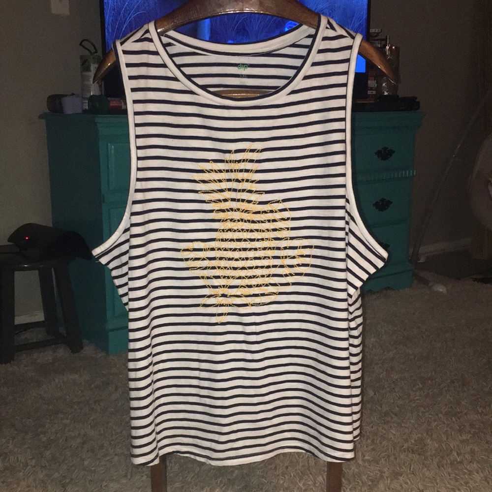 Tank Tops XXL Bundle Of 2 - Picture 5 of 6